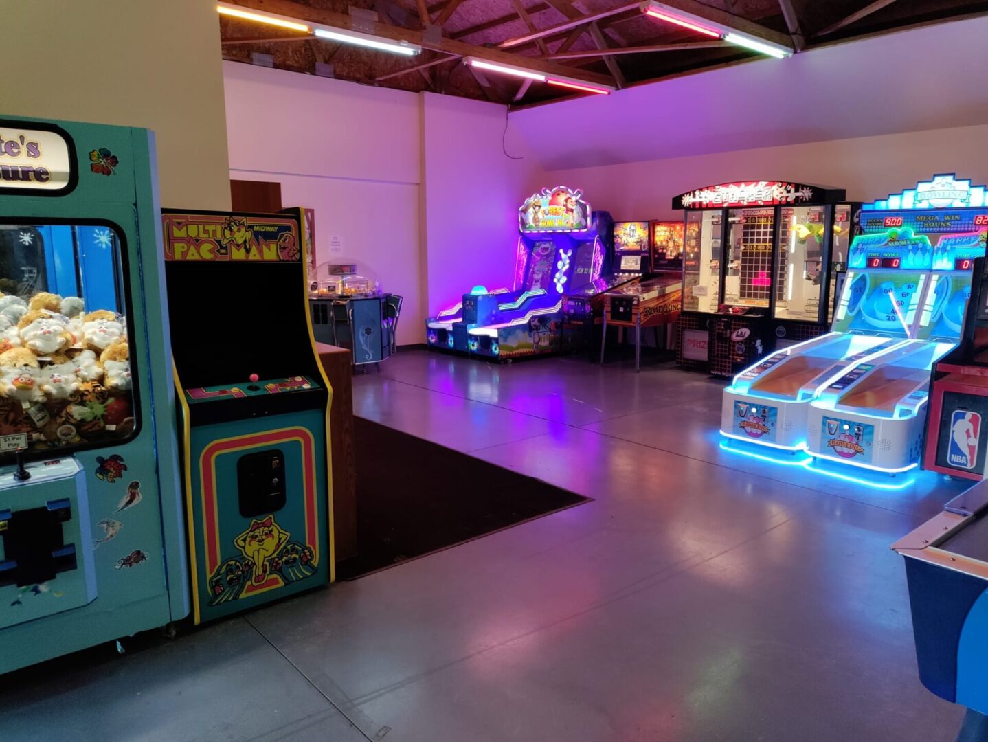 Main activities arcade building arcade